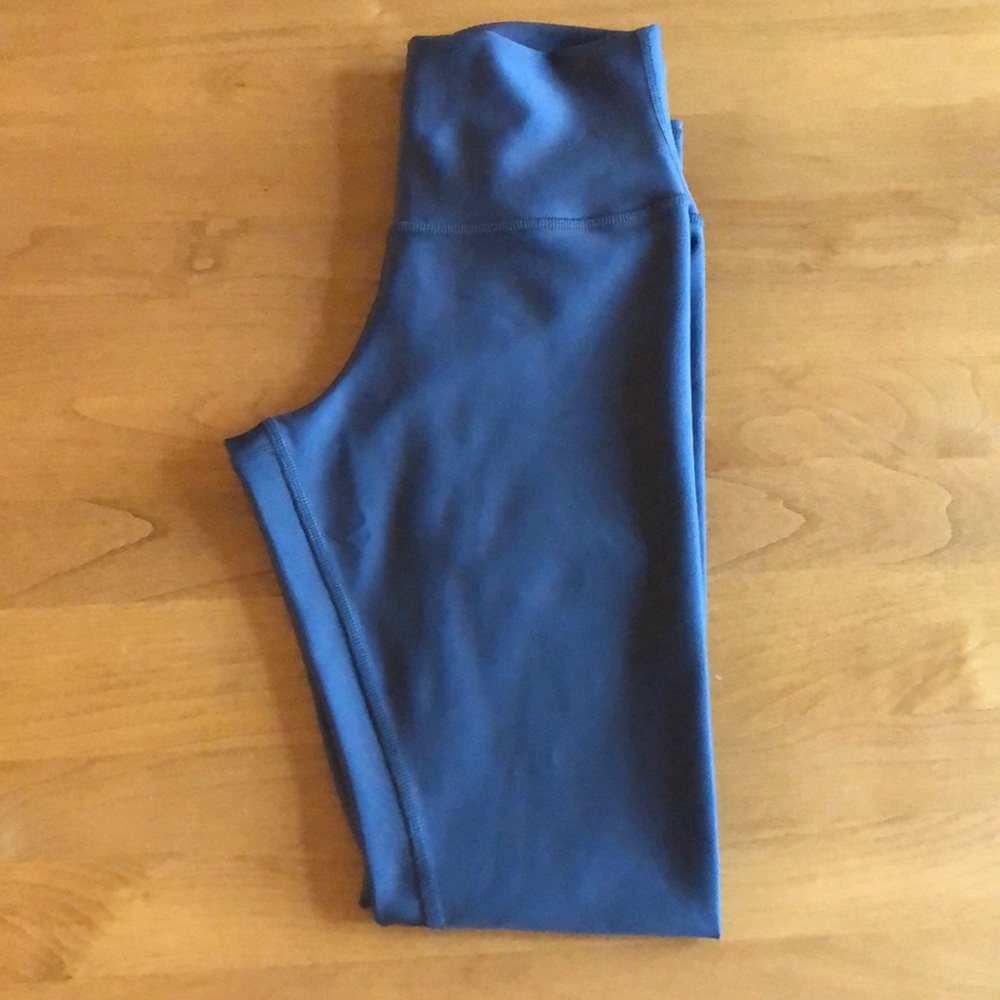 Alo High-Rise Airlift Leggings (FULL LENGTH)